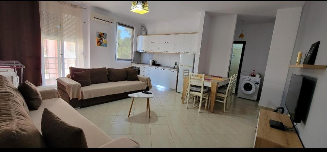 Antea Apartments 1-2 วญอเรอ ภายนอก รูปภาพ